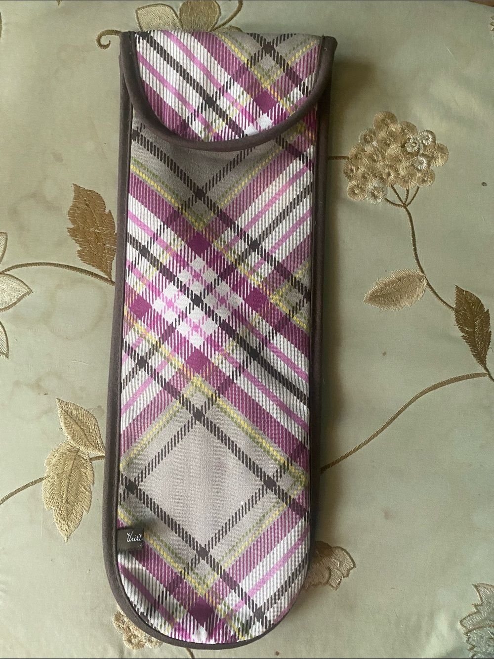 Plaid insulated wine bag Sleeve in Pink, Gray & Yellow